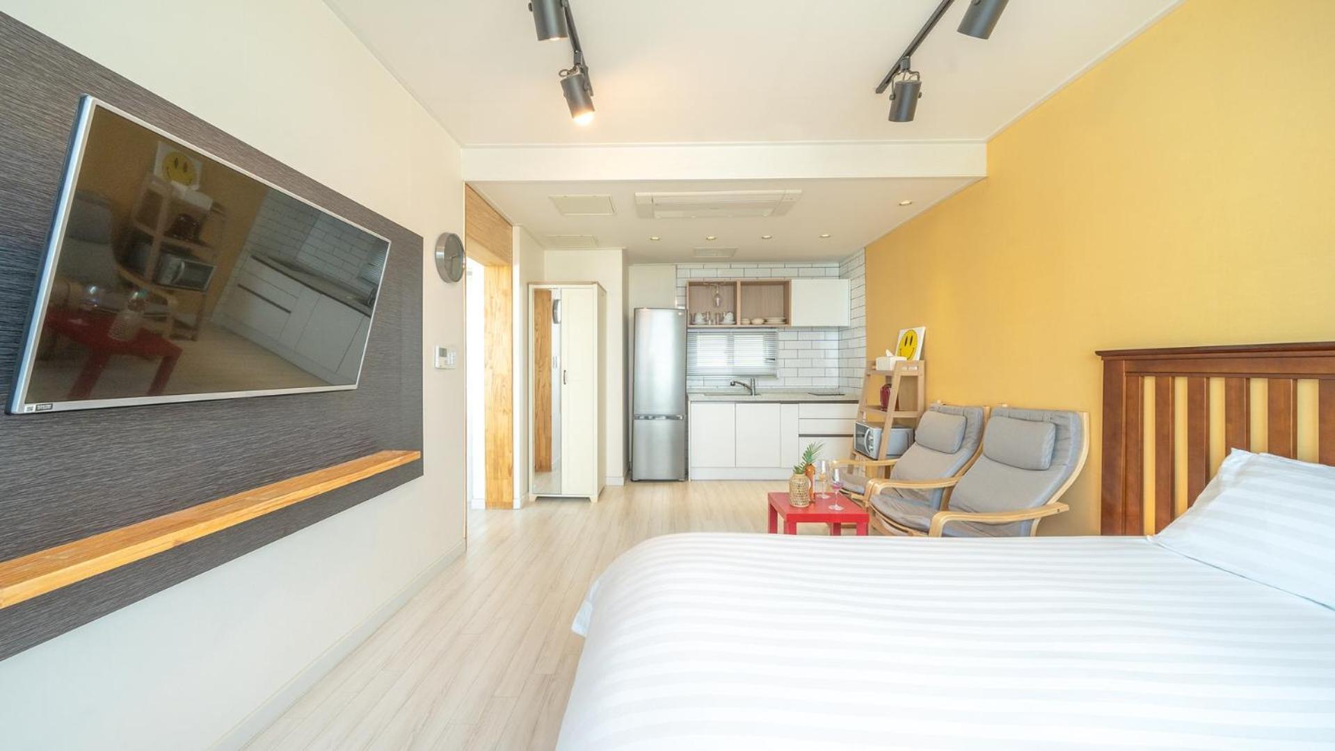 Goseong Littlesquare Oceanview Pension Room photo